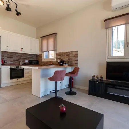 Elysium Exclusive * Agioi Saranda